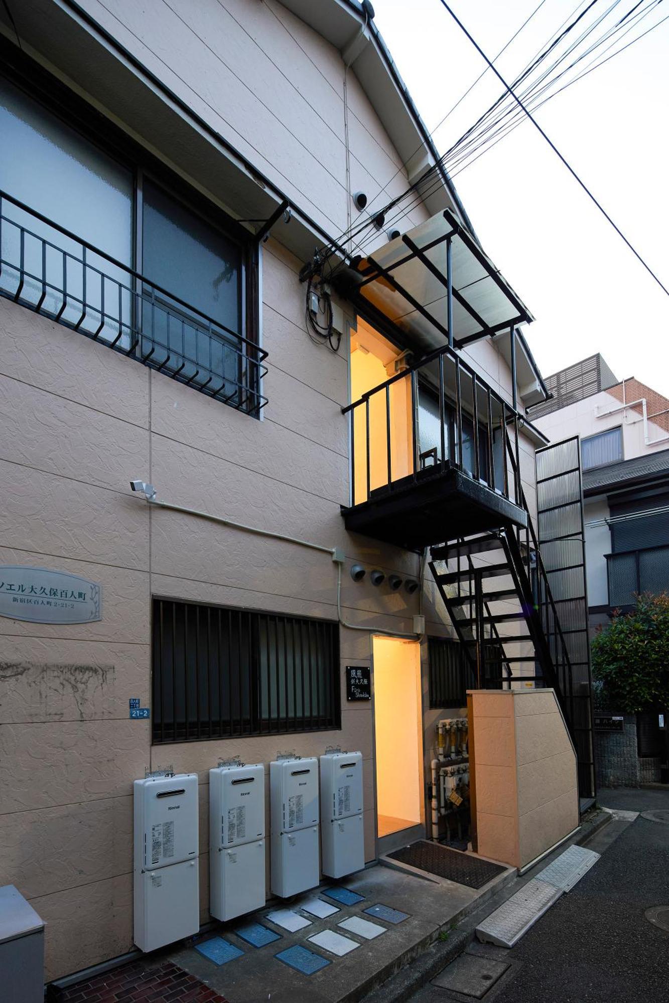 東京都ふうろう Shinjukuアパートメント エクステリア 写真